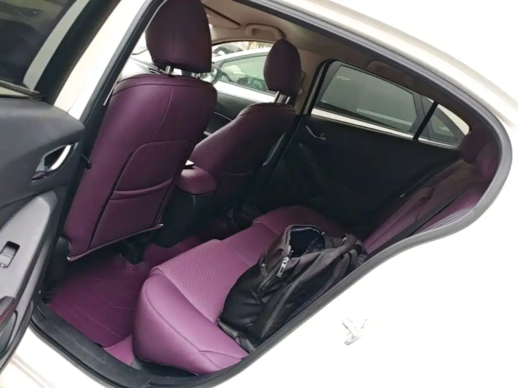 Mazda 3 Axela — миниатюра 17