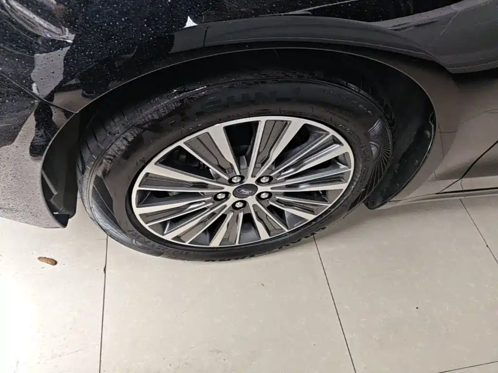 Ford Mondeo — миниатюра 23