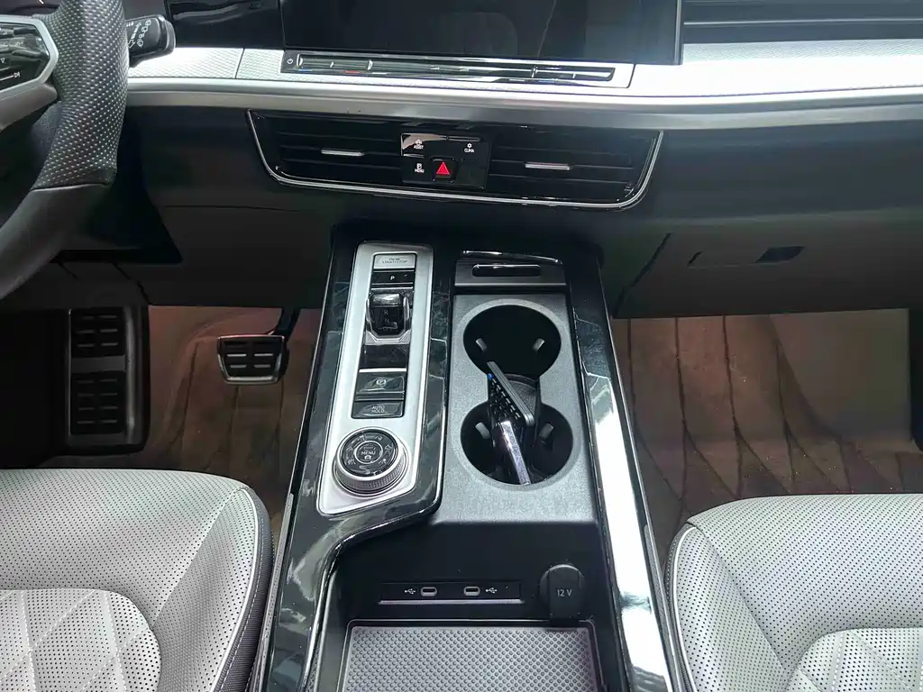 Volkswagen Tavendor — миниатюра 7