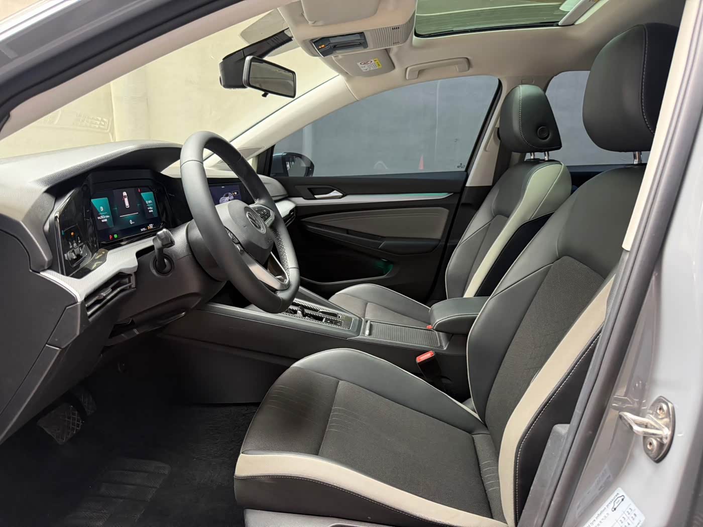 Jetour Jetour X70 PRO 1.4 л 2022 г. Серебристо-серый, пробег 34000 км