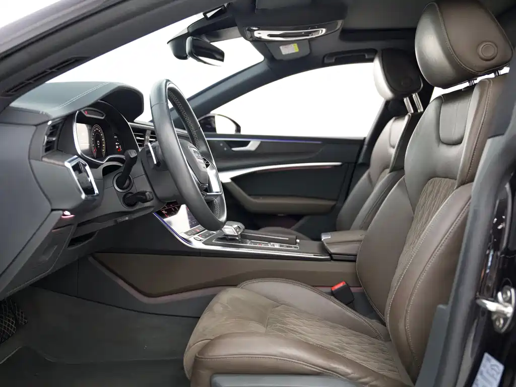 Audi A7L — миниатюра 10