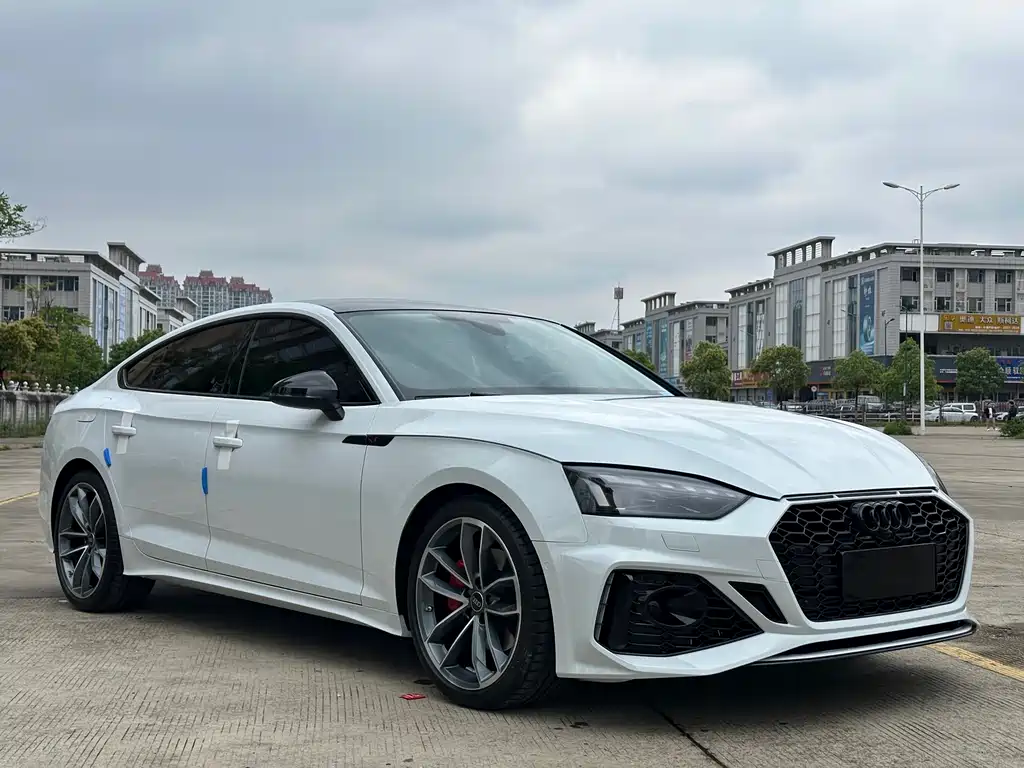 Audi A5 2025 Sportback 40 TFSI quattro Luxury