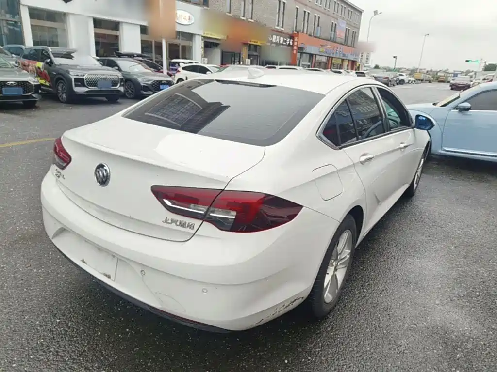 Buick Regal — миниатюра 7