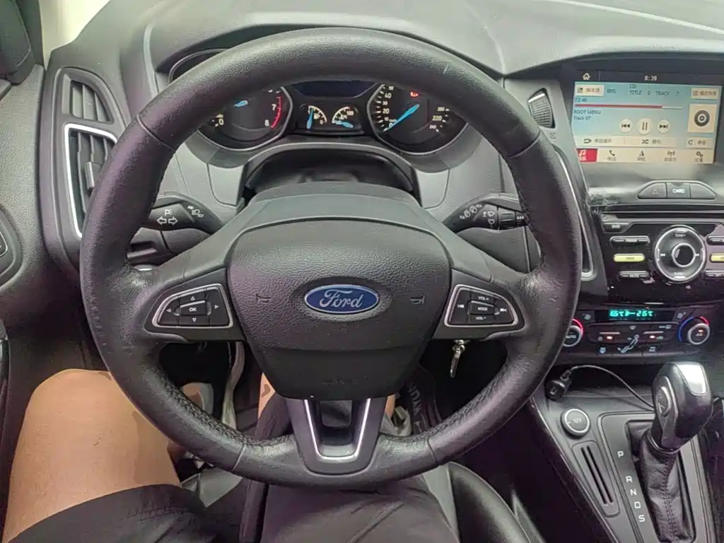 Ford Focus — миниатюра 11