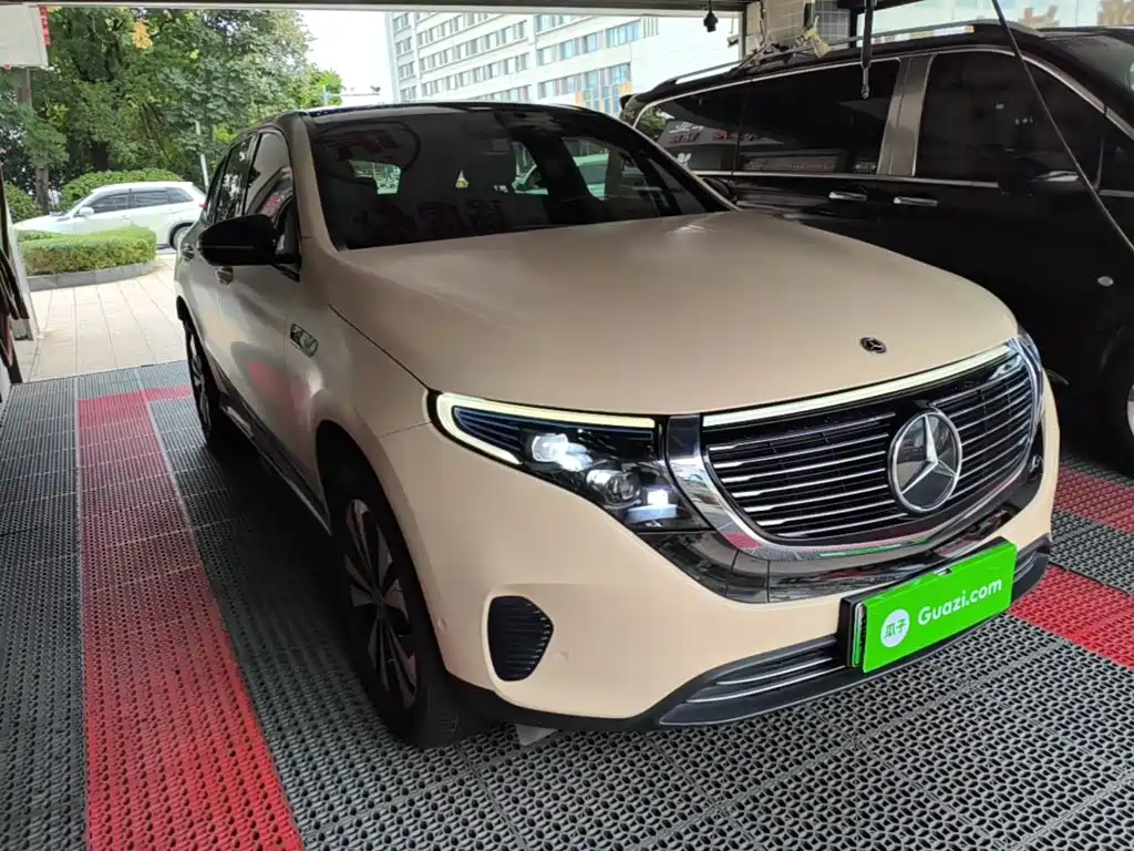 Mercedes-Benz EQC — миниатюра 4