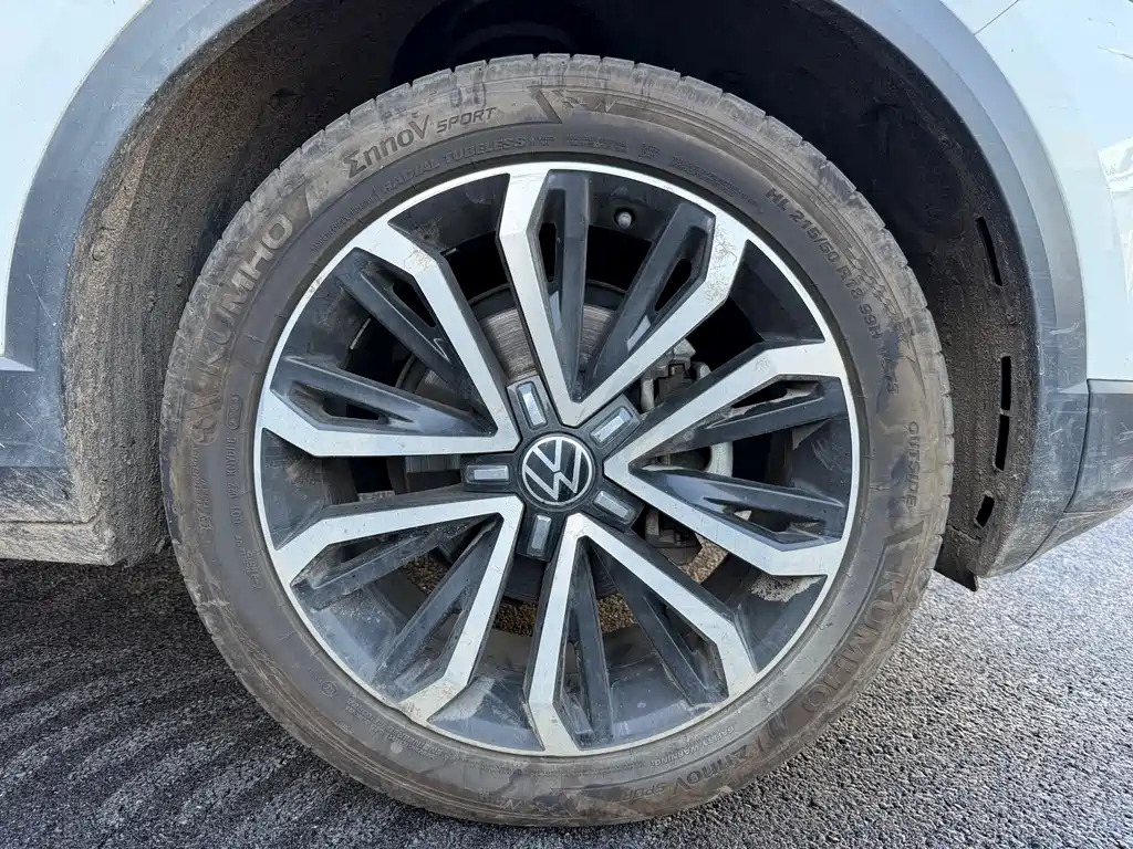 Volkswagen T-Roc 2022 — фото 7