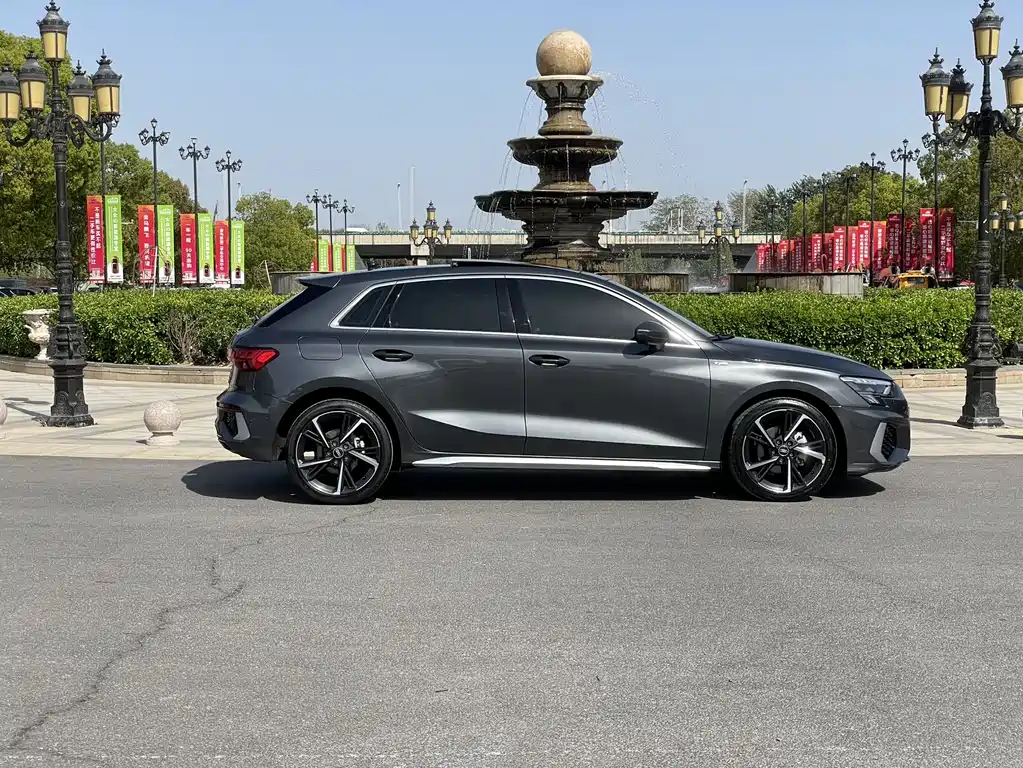 Audi A3 2023 Sportback 35 TFSI Fashion Sport
