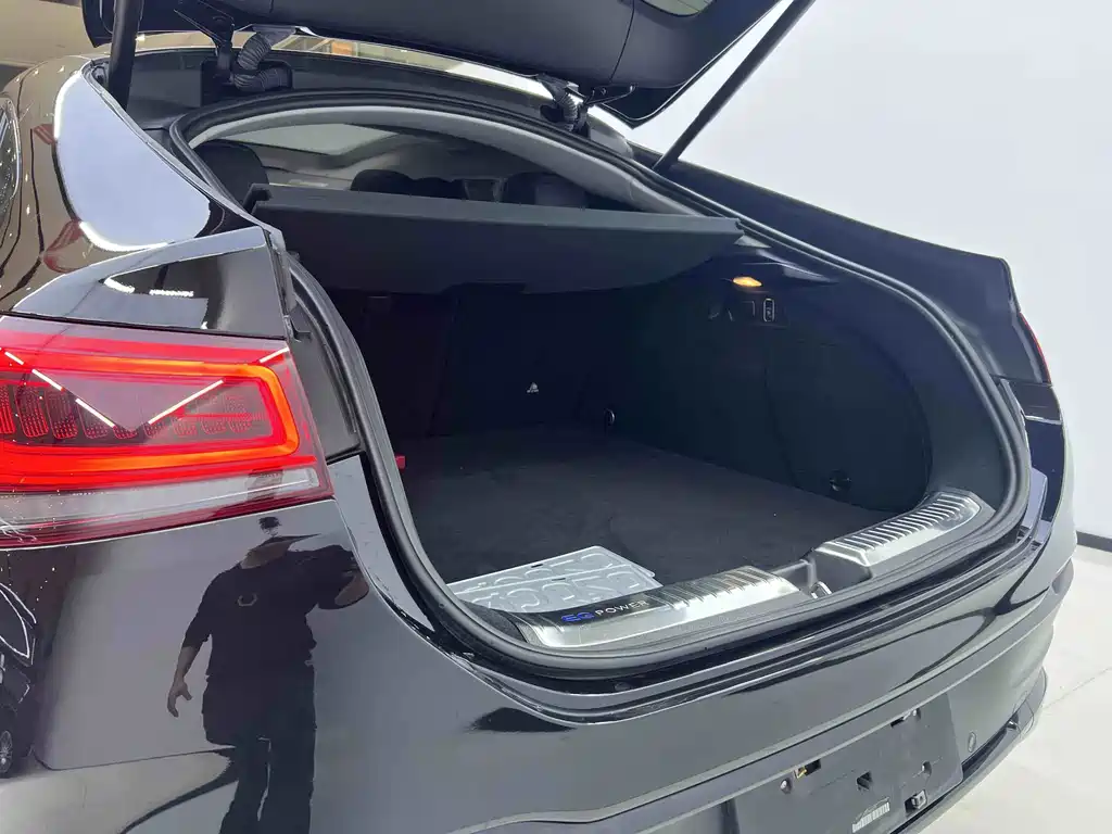 Mercedes-Benz GLE Coupe New Energy — миниатюра 11