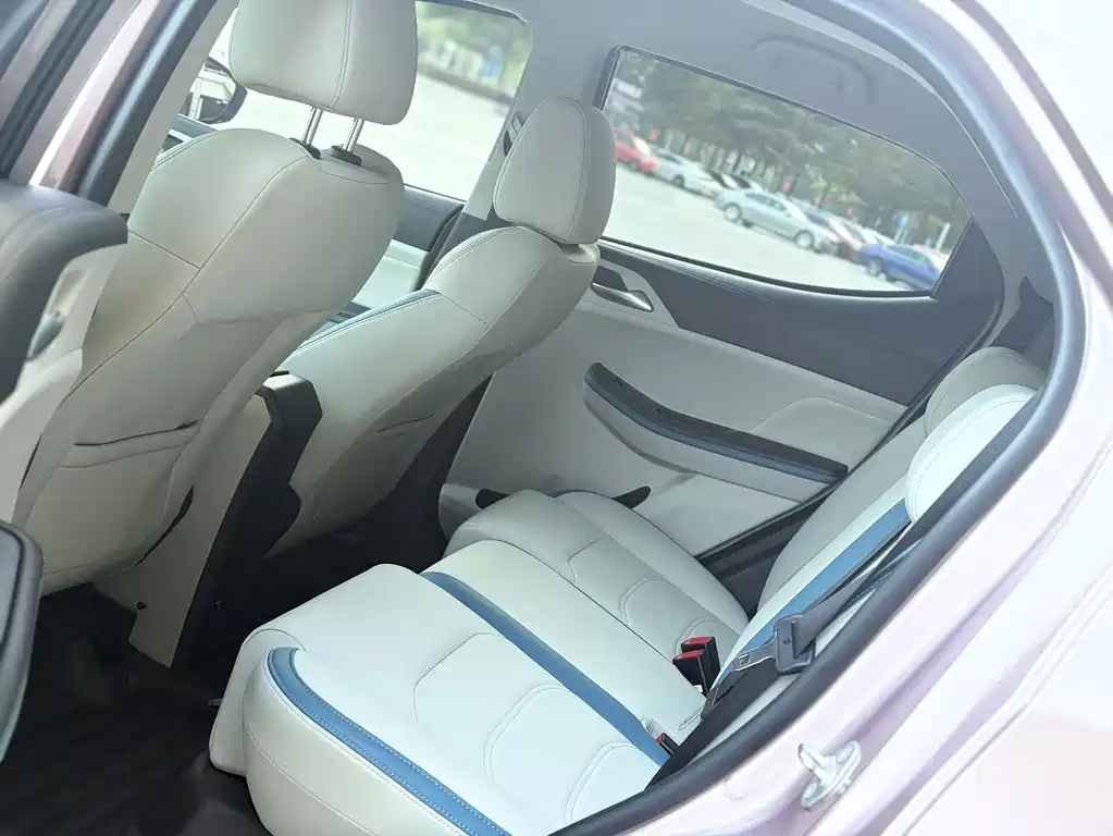 BYD Yuan Pro — миниатюра 16