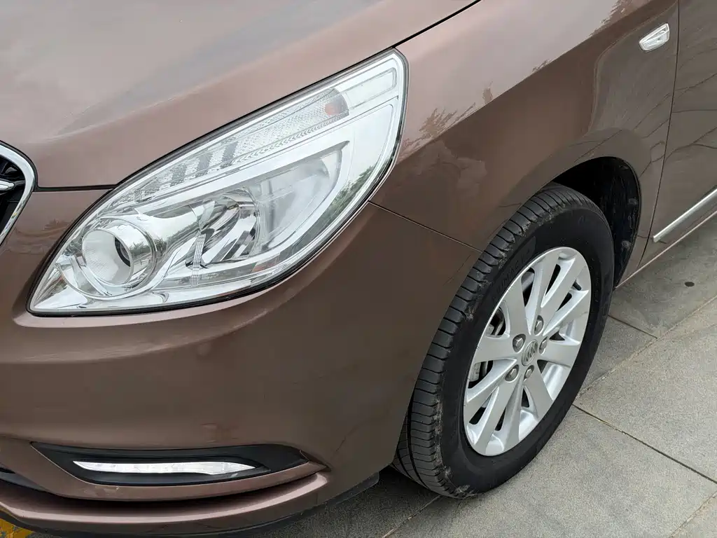 Buick GL8 — миниатюра 4