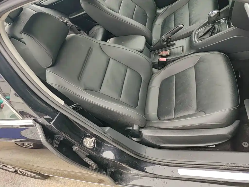 Volkswagen Sagitar — миниатюра 25