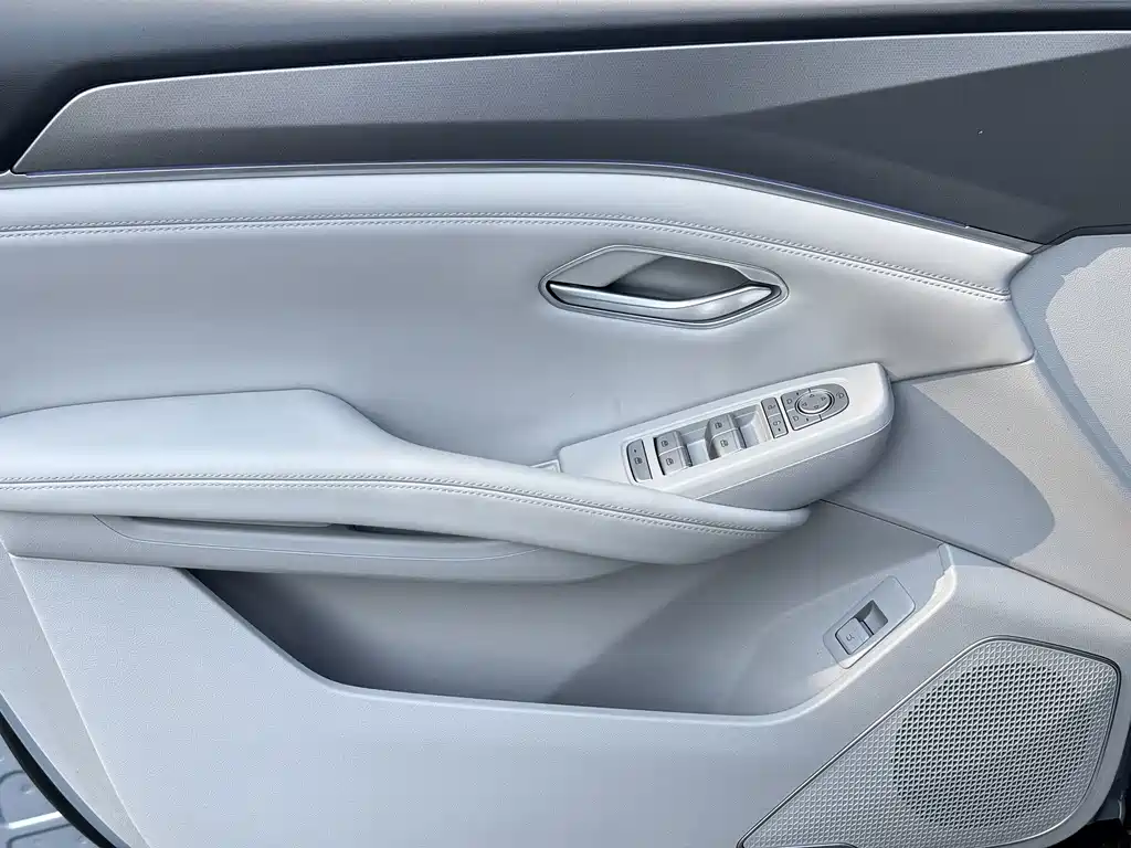 BYD Song Ultra — миниатюра 18
