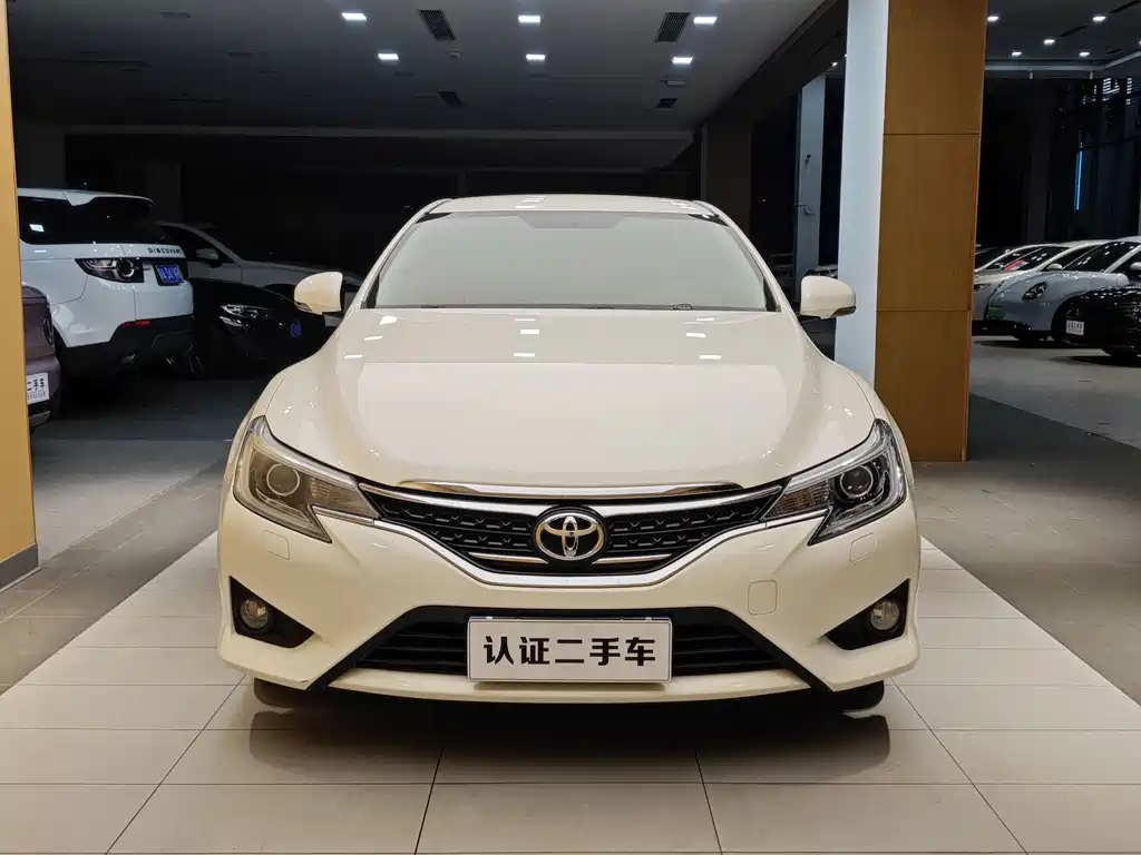 Toyota Reiz 2013 2.5S