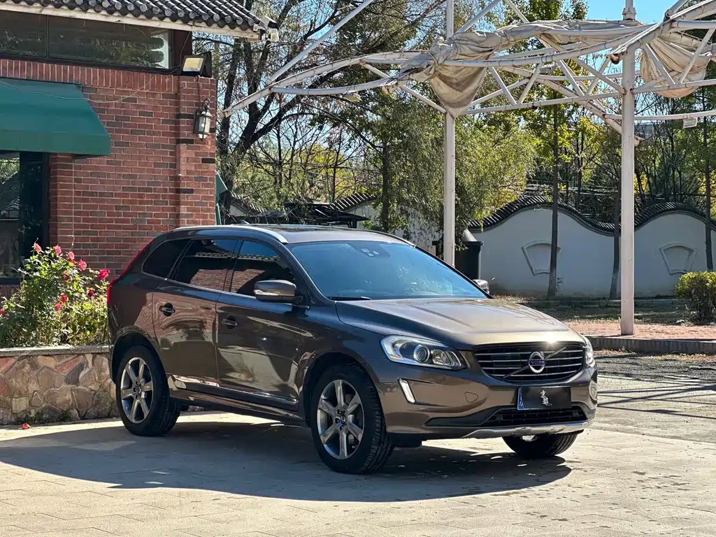 Volvo XC60 (Import) — миниатюра 3