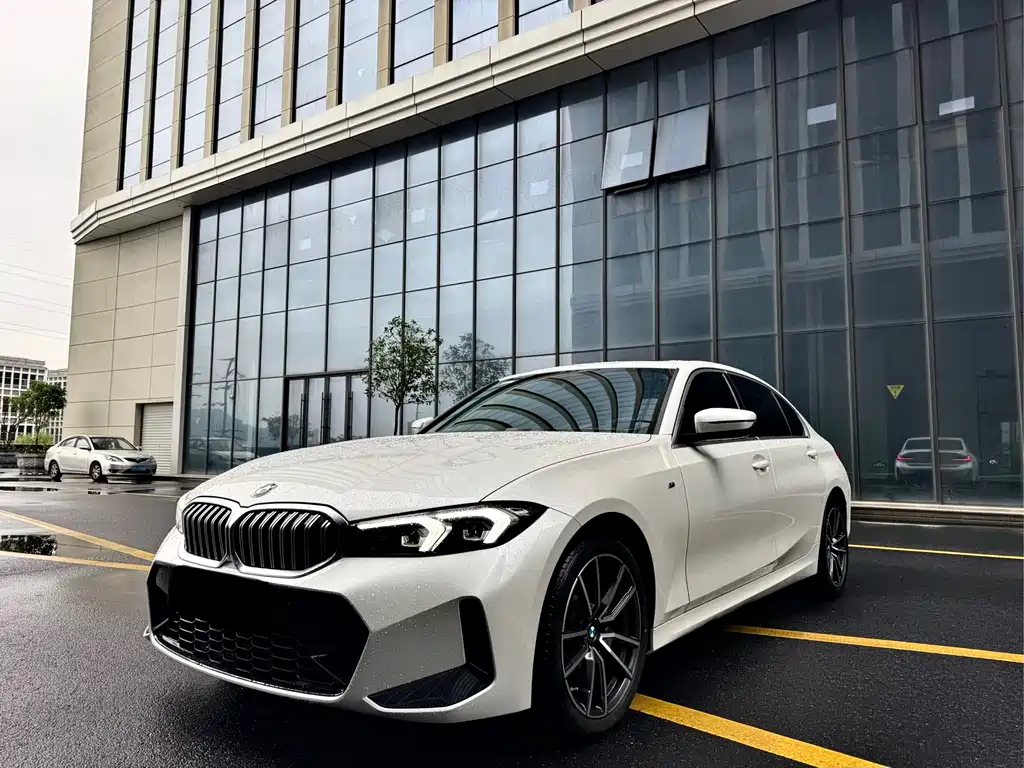 BMW 3 Series 2024