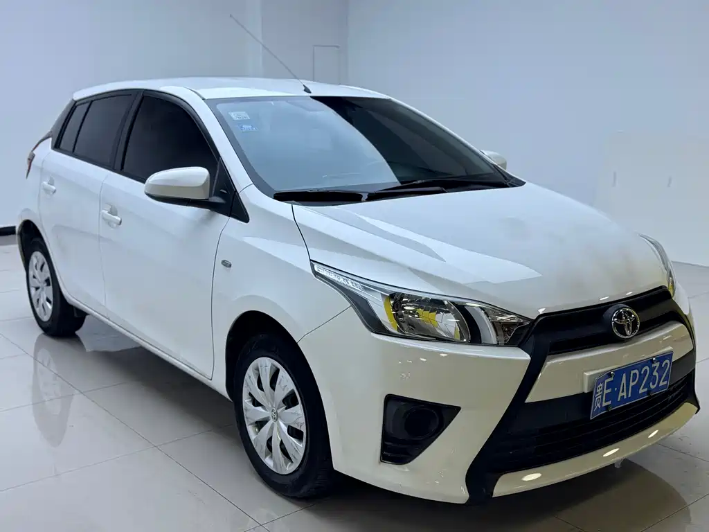 TOYOTA YARIS L ZHIXUAN