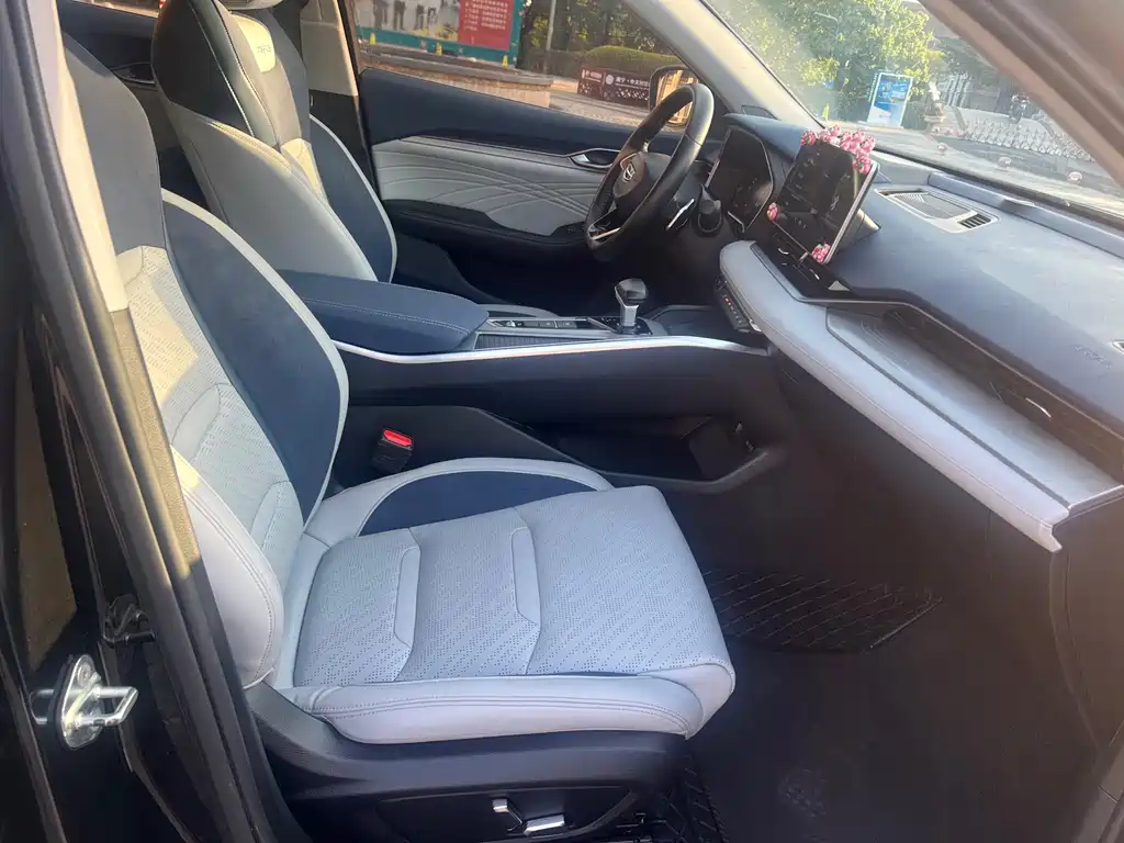 Geely Xingrui — миниатюра 5