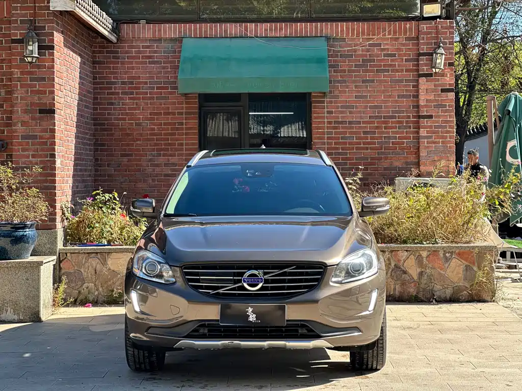 Volvo XC60 (Import) — миниатюра 2