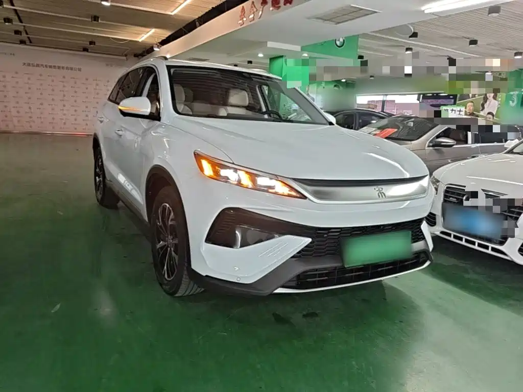 BYD Song Pro DM-i 2025 — фото 3