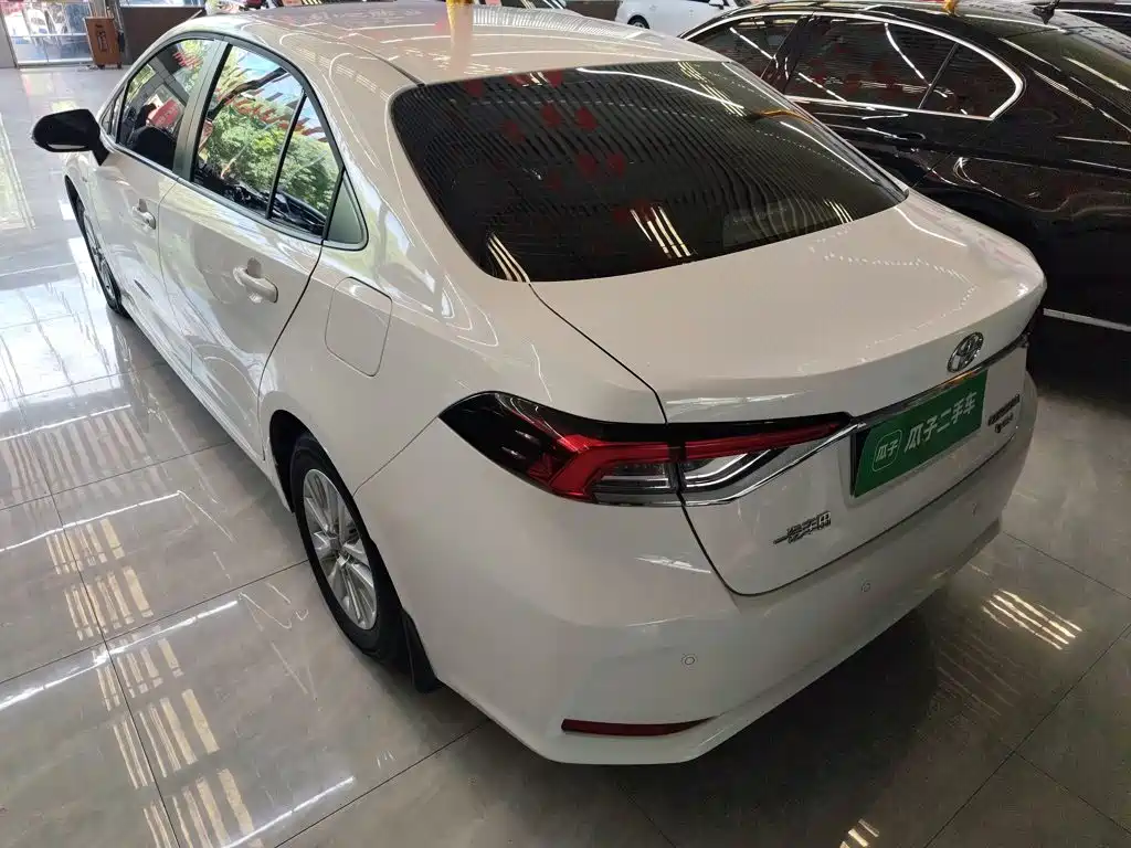 Toyota Corolla — миниатюра 12