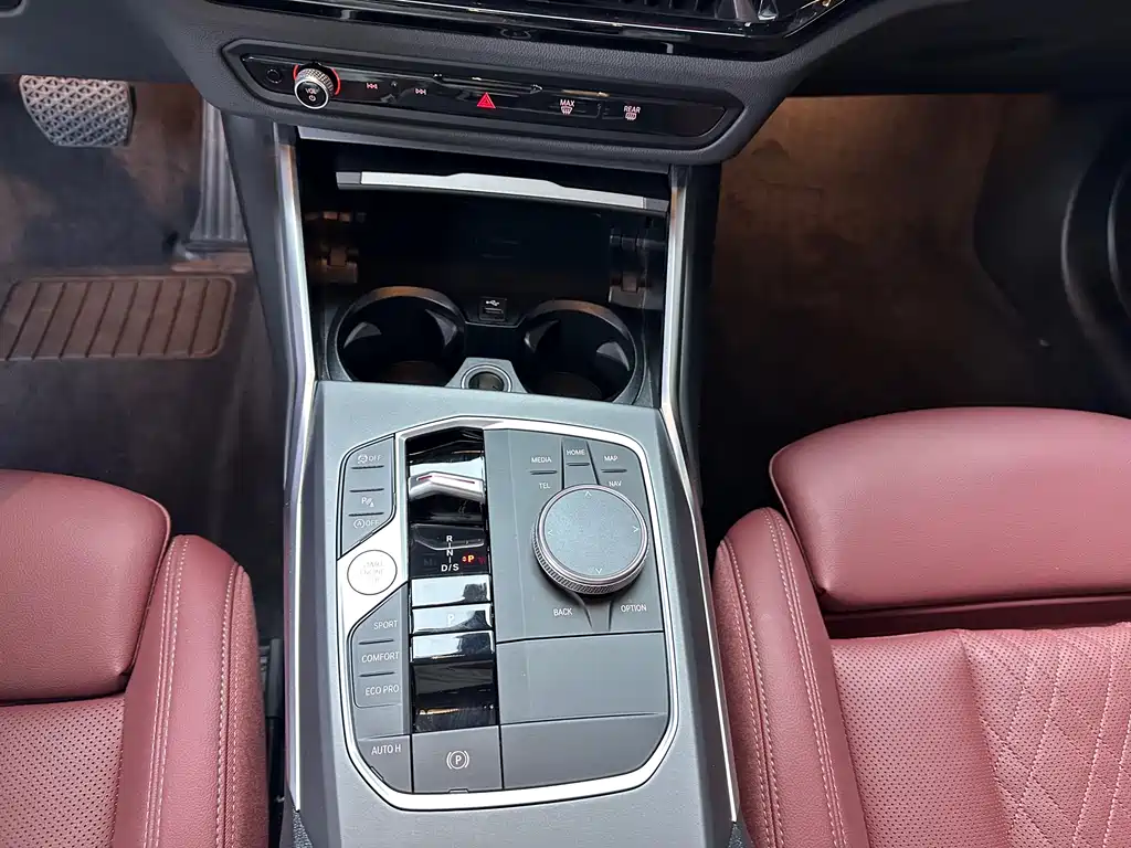 BMW 3 Series — миниатюра 8