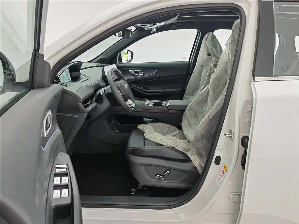 Changan Q05 2025 125