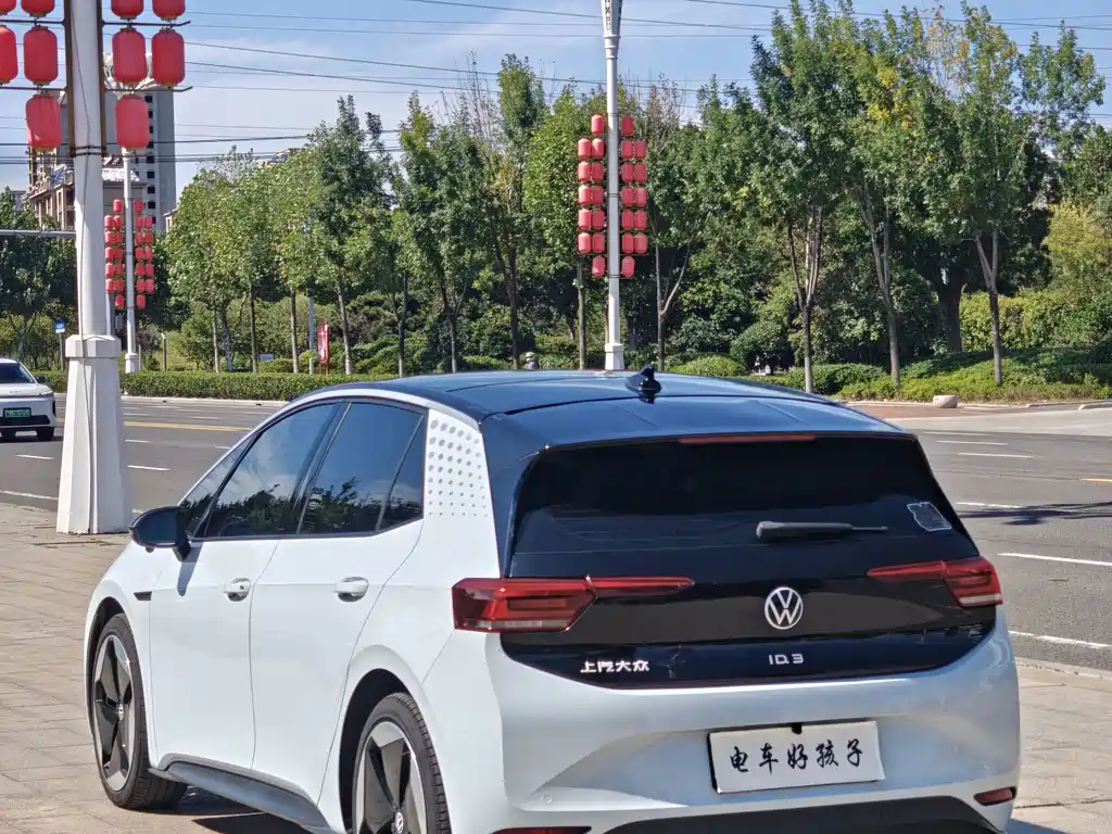 Volkswagen ID.3 — миниатюра 4