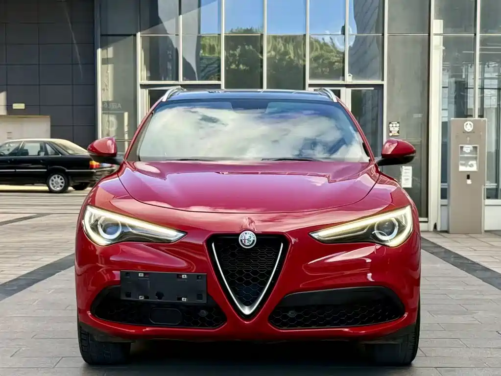 Alfa Romeo Stelvio — миниатюра 2