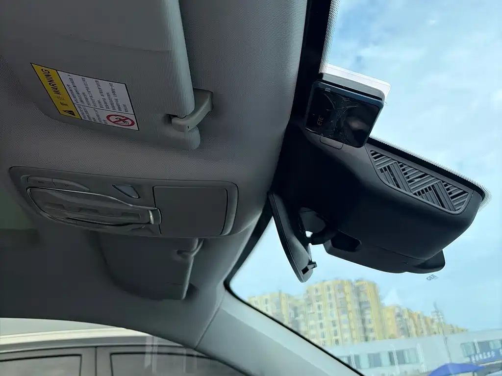 Roewe RX5 MAX — миниатюра 6