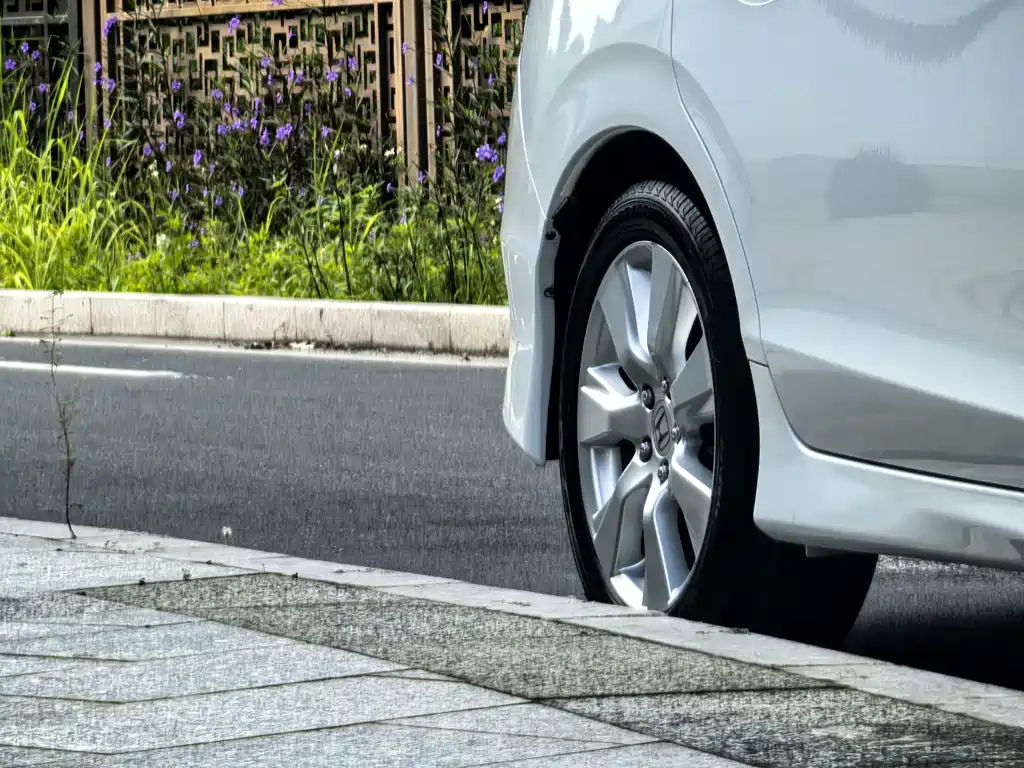 Honda Jade — миниатюра 7