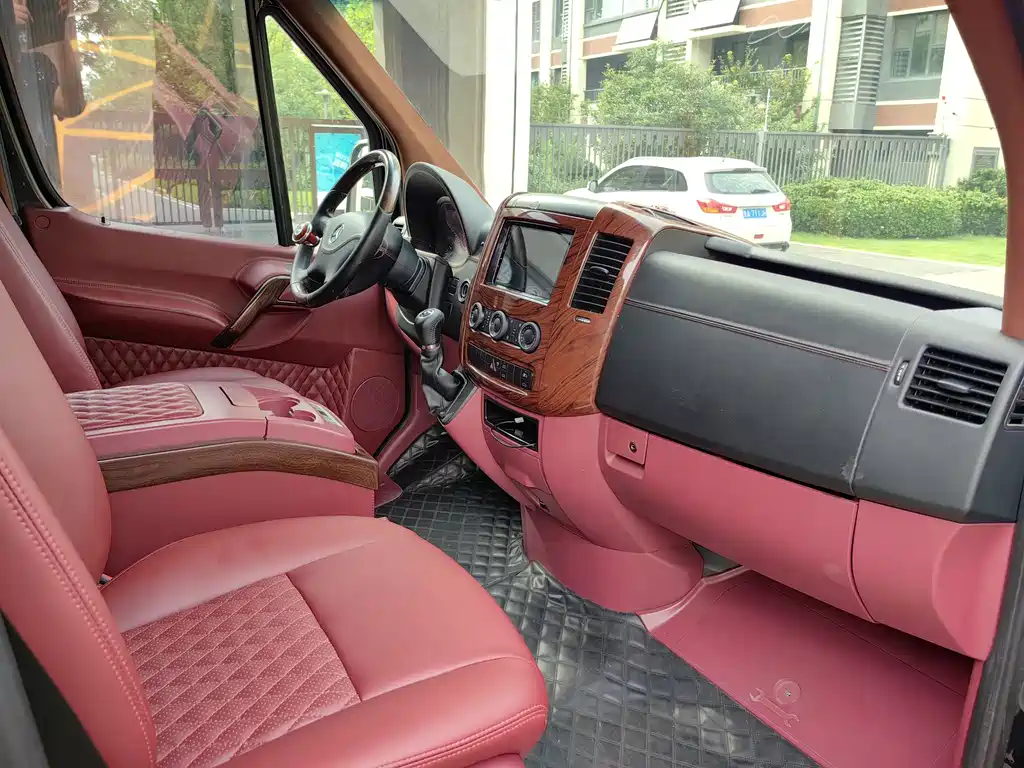 Mercedes-Benz Sprinter 2018 3.5L AT