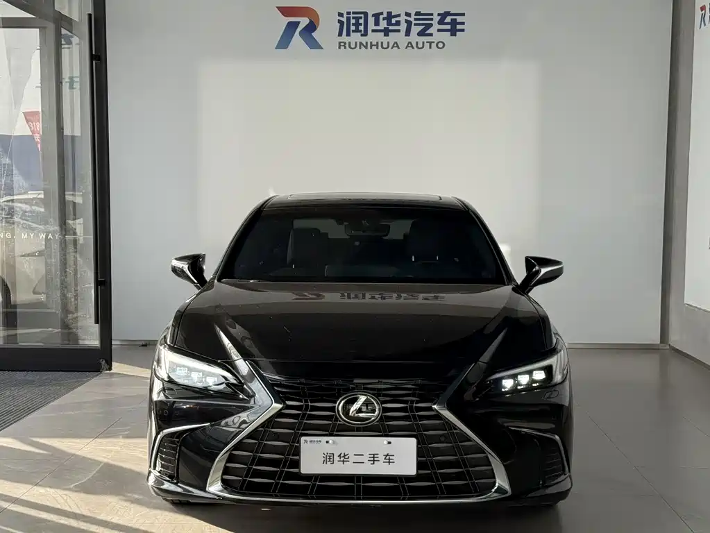 Lexus ES — миниатюра 2