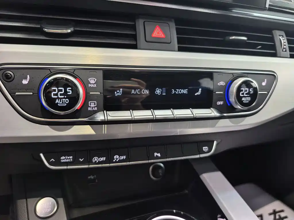 Audi A5 (Import) — миниатюра 12
