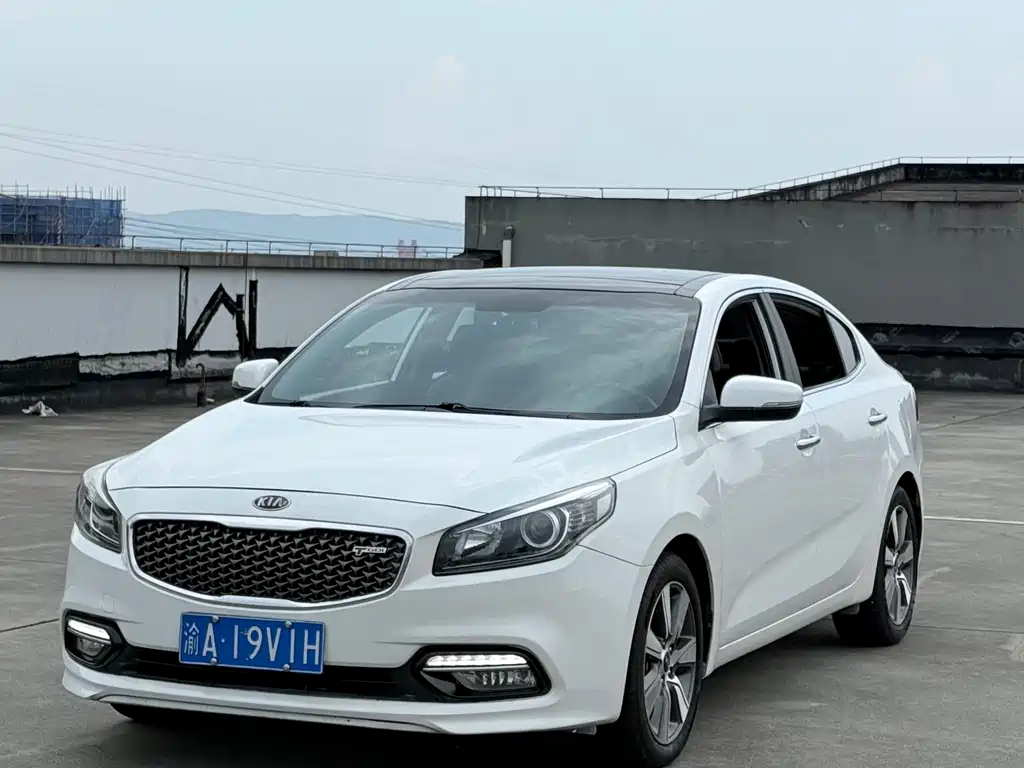 Kia K4