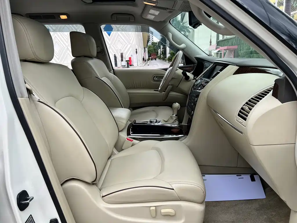 Nissan Patrol — миниатюра 12