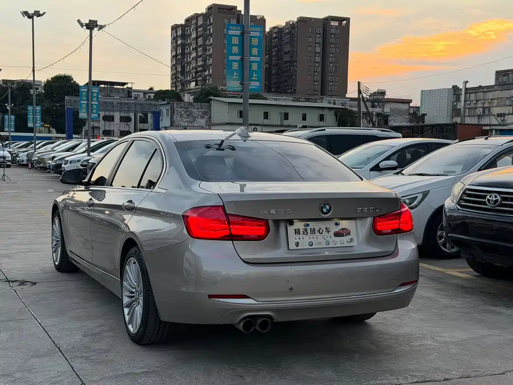 BMW 3 Series — миниатюра 4