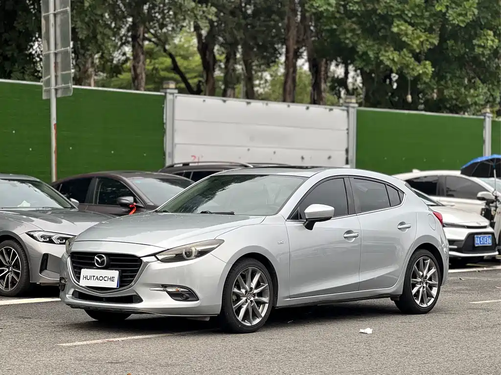Mazda 3 Axela 2017
