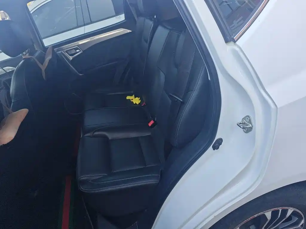 Geely Vision X6 — миниатюра 18