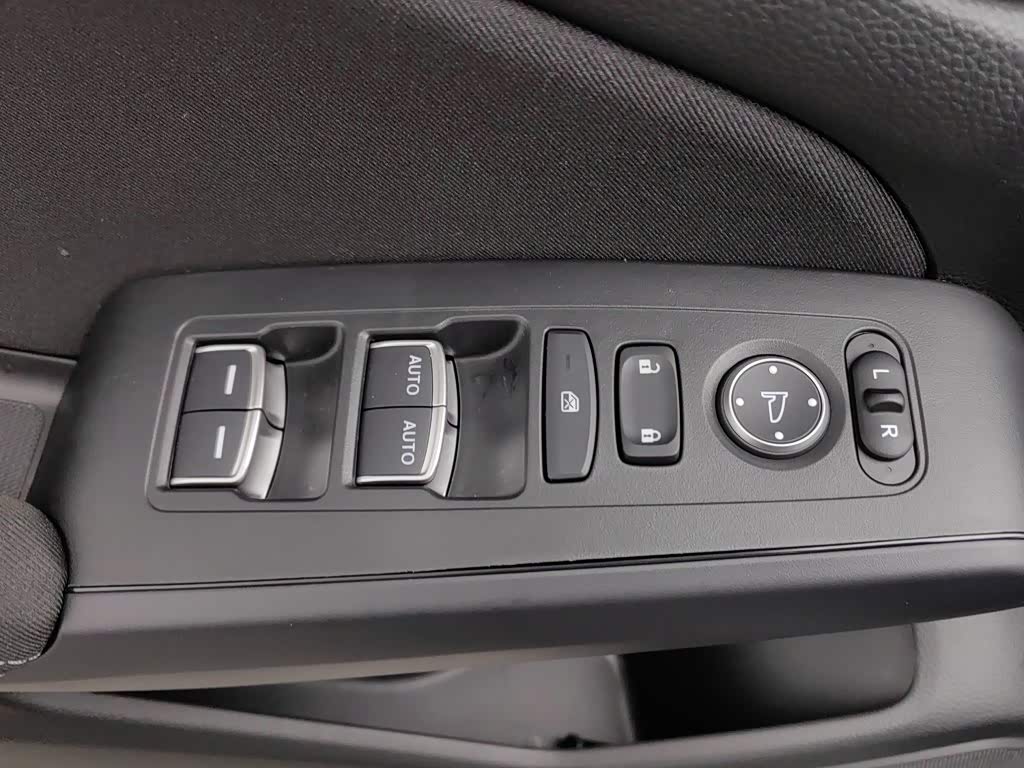 Honda Civic 1.5 л 2025 г. Чёрный, пробег 3000 км