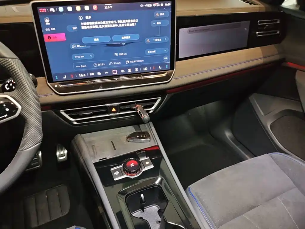 Volkswagen Tiguan L — миниатюра 13