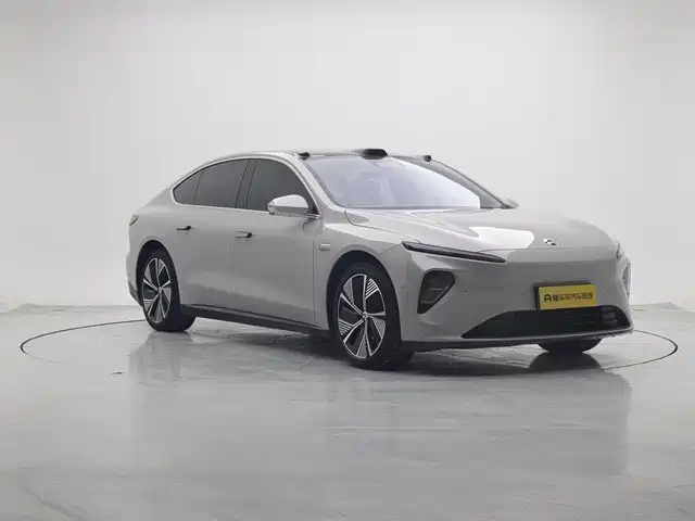 NIO NIO ET7