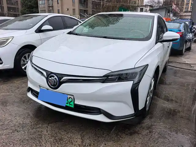 BUICK SLIGHTLY BLUE 6 2024