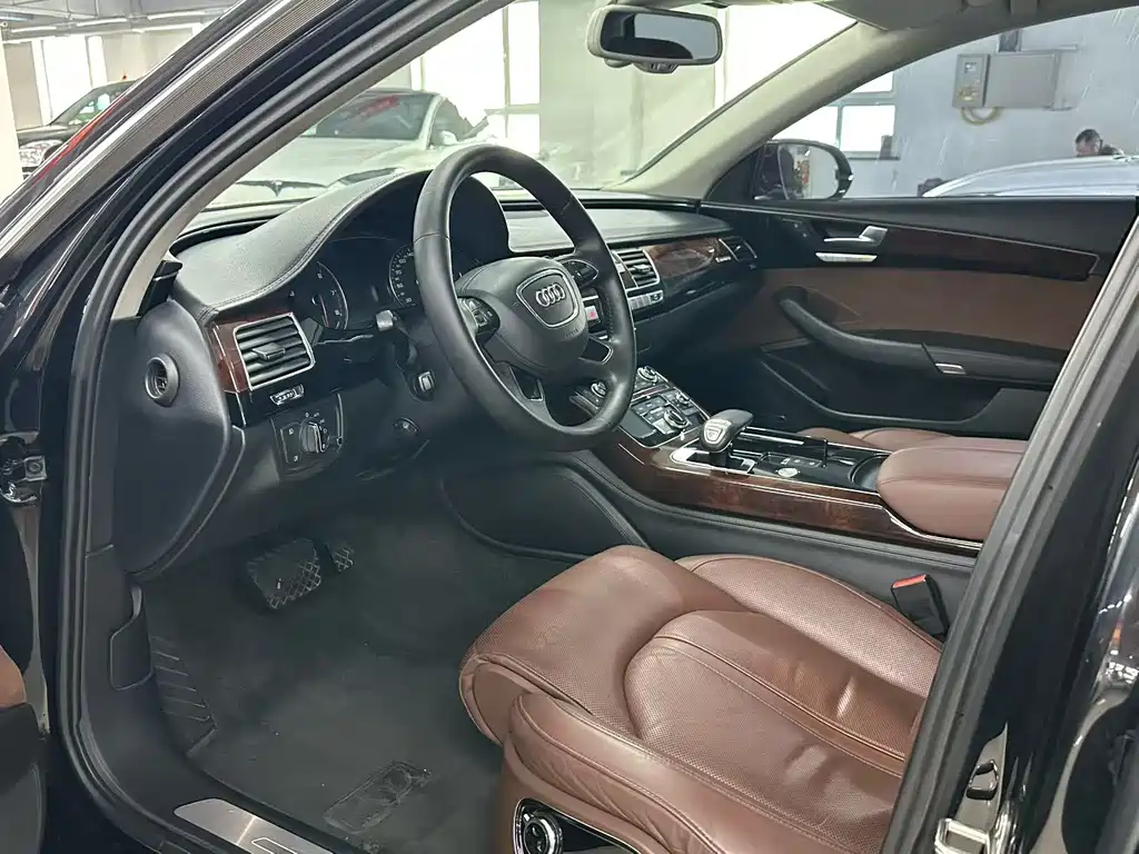 Audi A8 2013 A8L 45 TFSI quattro Comfort