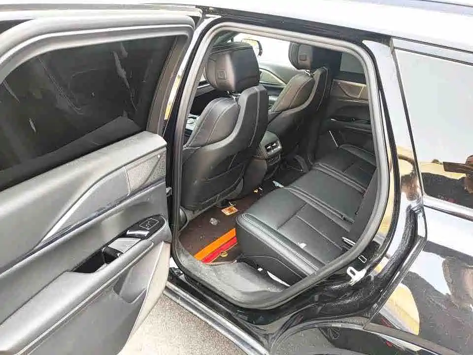 Cadillac XT5 — миниатюра 7