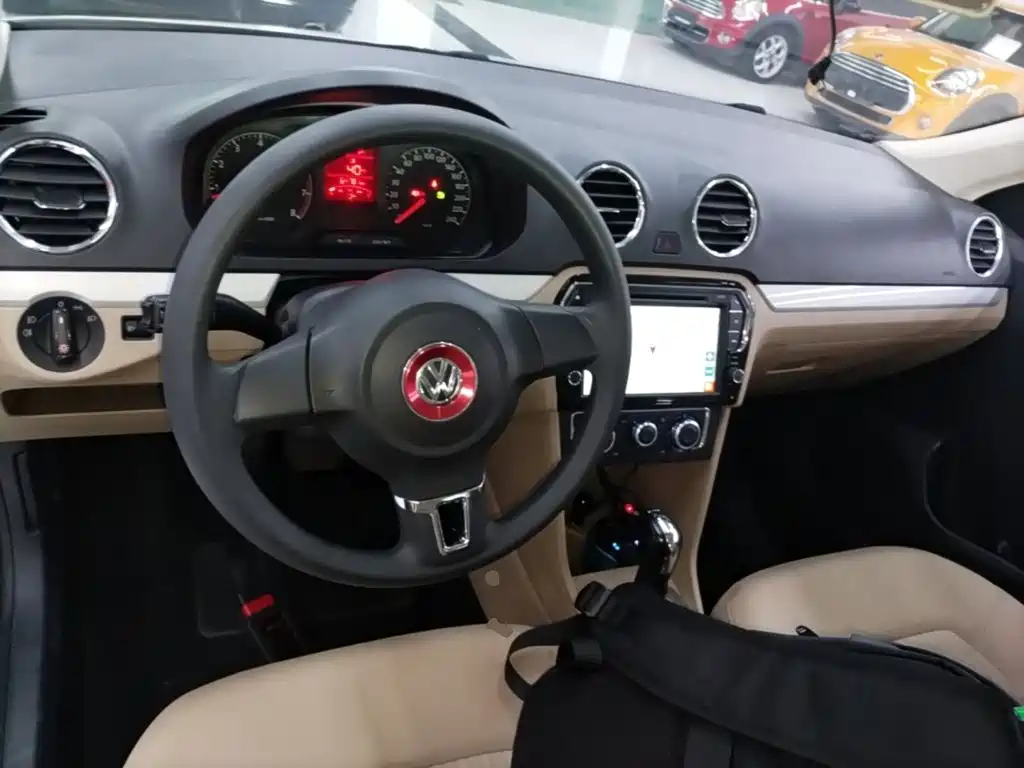 Volkswagen Jetta — миниатюра 10