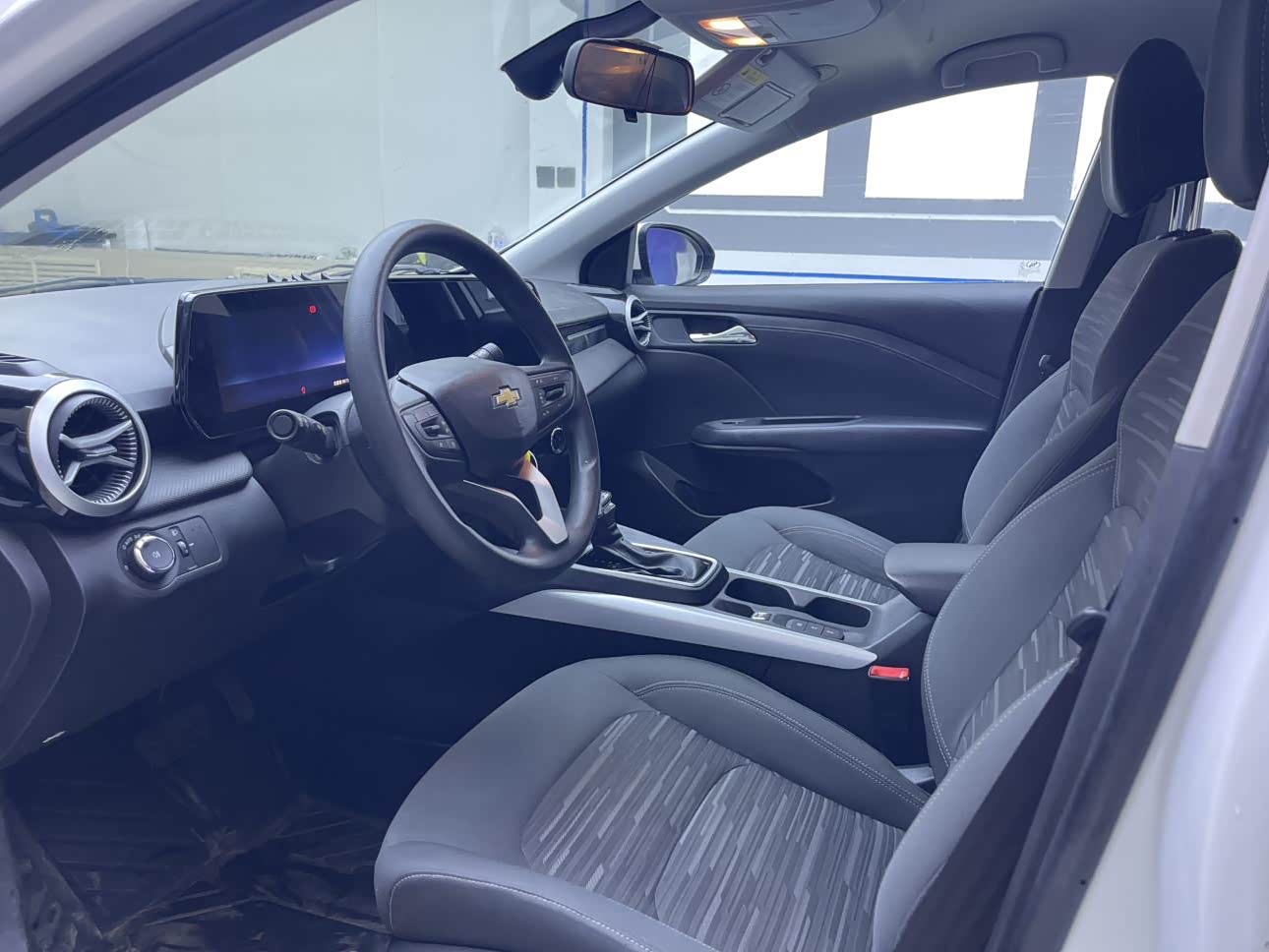 Chevrolet Monza 1.5 л 2023 г. Белый, пробег 36000 км