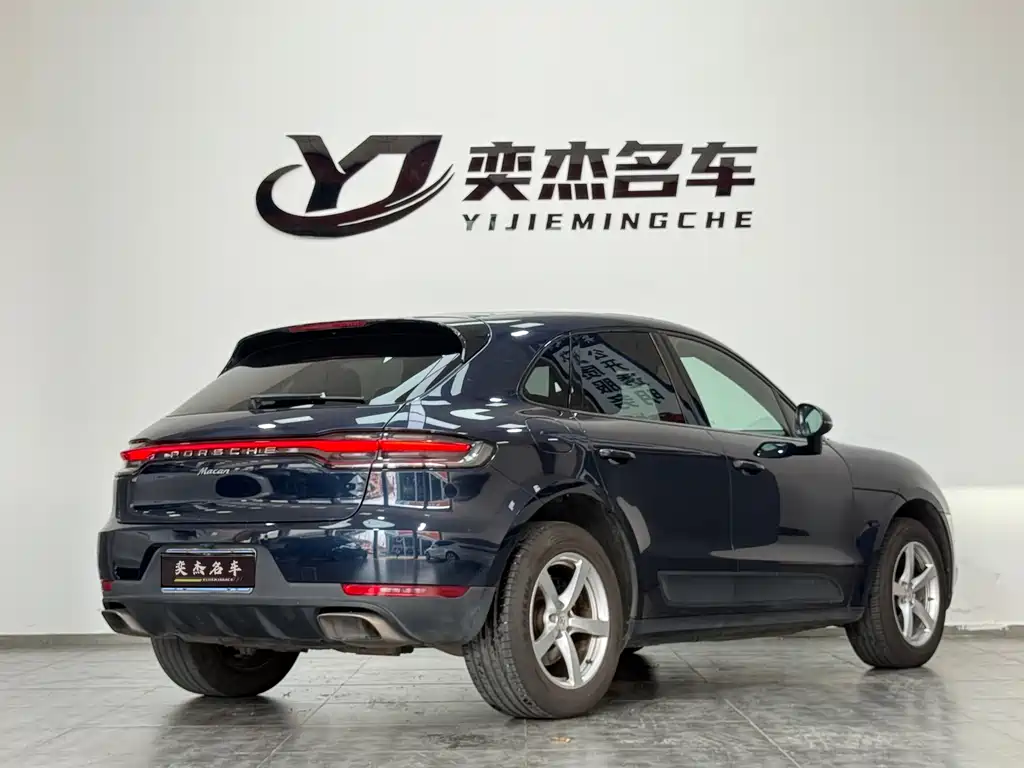 Porsche Macan — миниатюра 9