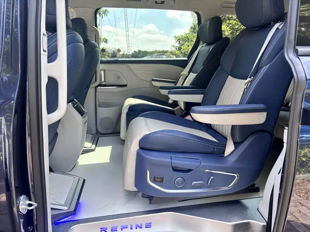 JAC Refine Refine RF8 PHEV — миниатюра 17