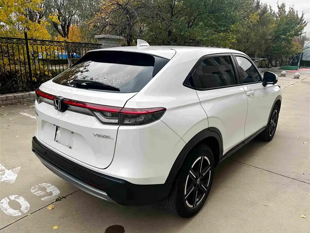 Honda Vezel 2023 — фото 13