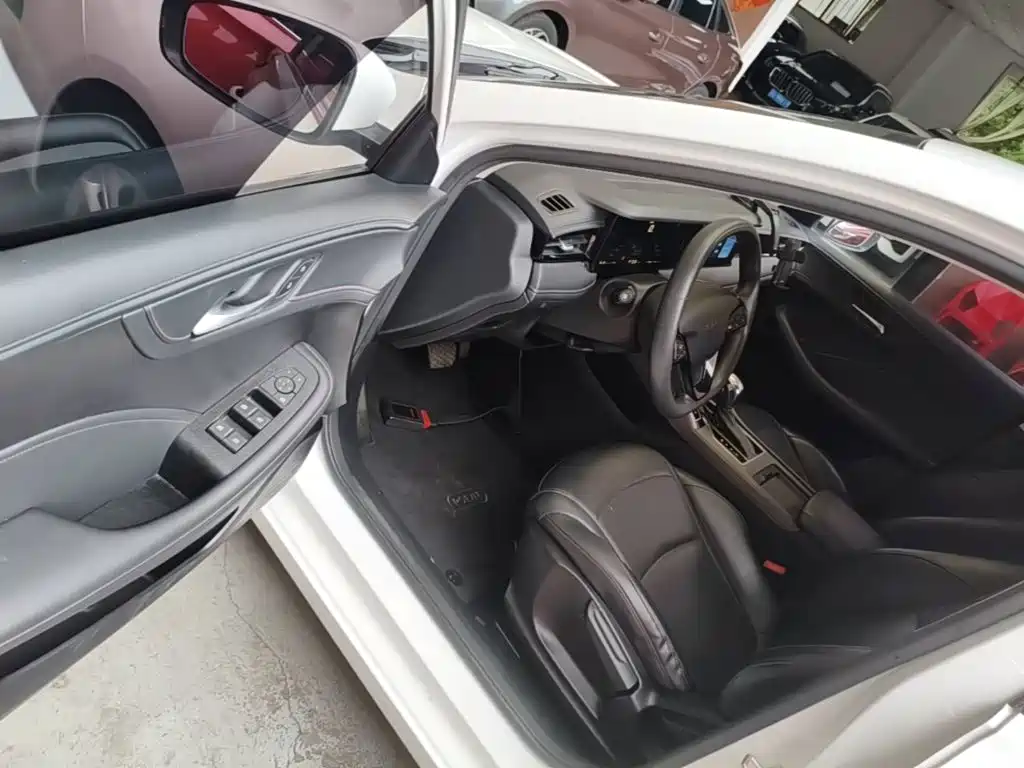Roewe i5 — миниатюра 16